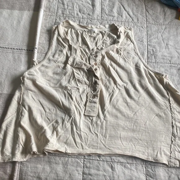 We the free natural tank size medium - Picture 3 of 6